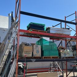 Industrial Pallet Rack Shelving System