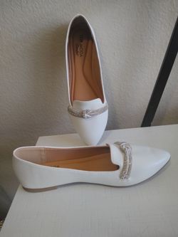Top Moda White Pointed-Toe Flats