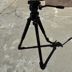 Davis & Sanford FM18 Camera Tripod
