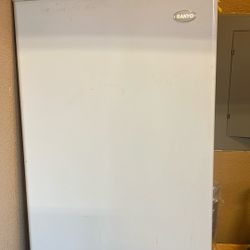 Small Refrigerator 