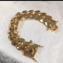 Cuban Link Bracelet 