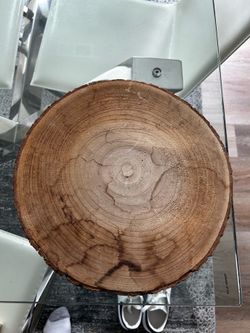 Live-edge rustic wood slice centerpiece