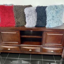 NEW EMILY MERLOT TV STAND ON SALE $299! EASY FINANCING 💰SAME DAY DELIVERY 🚚 