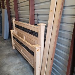 SOLID WOOD KING BED FRAME 