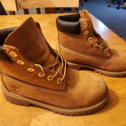 Timberland Boots Size 5m $30 !!