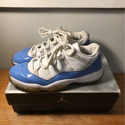 2001 Jordan 11 Low Columbia Blue Size 9
