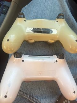 PS4 controller