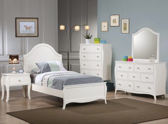 White 4 Piece Youth Bedroom Set - TWIN OR FULL (NO CREDIT CHECK FINANCING AVAILABLE)