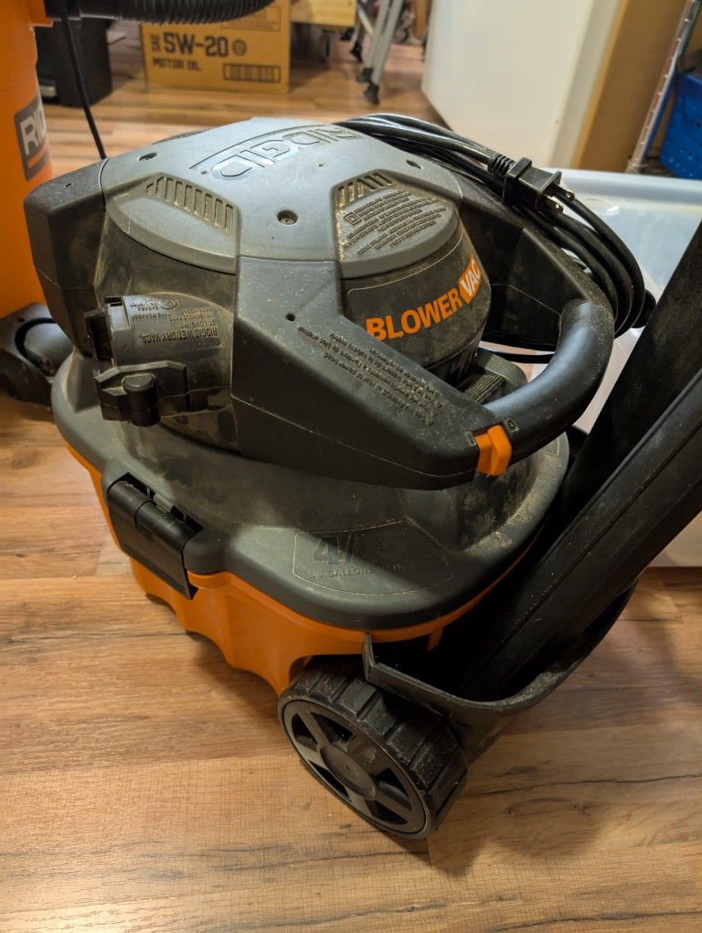 Shop Vac 4 Gallon RIDGID brand