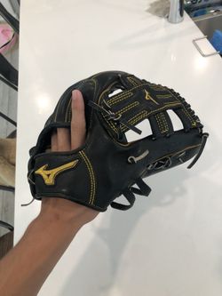 Mizuno / 11.75'' Pro Select Series Fernando Tatis Jr. Glove 2022