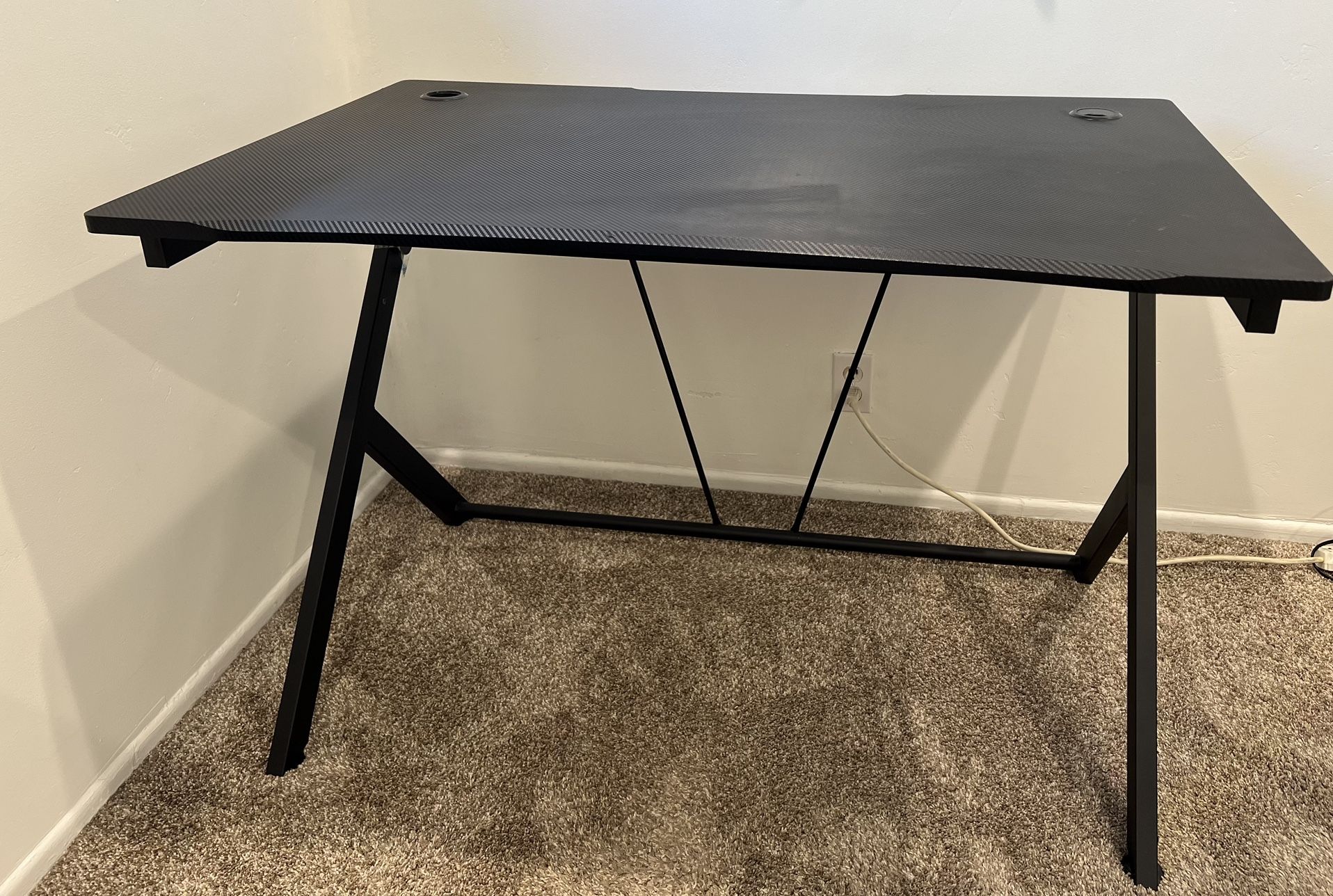 Table/Desk/Gaming 