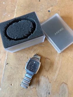 DKNY men’s watch, working, very good condition $10