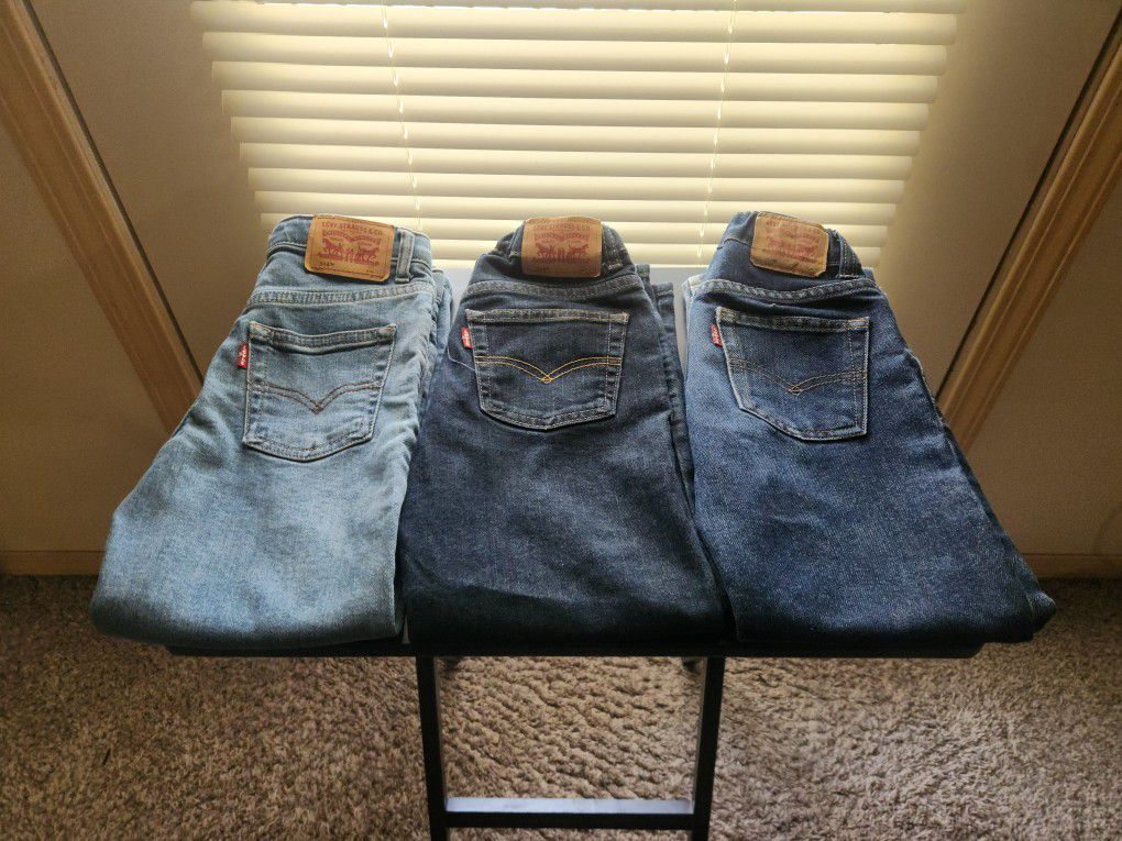 Boy's Levi's Jeans 3 Pairs (514 Size 6,7 Reg)(511 Size 7X) $15 each or $30 for all