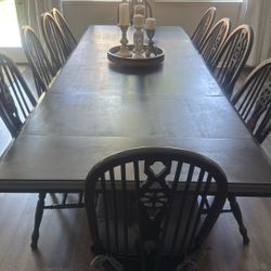 Large Dining Room or Kitchen Table 
