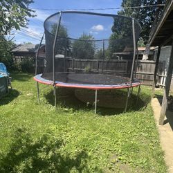 Trampoline 