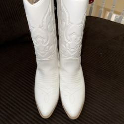 White Boots Size 9