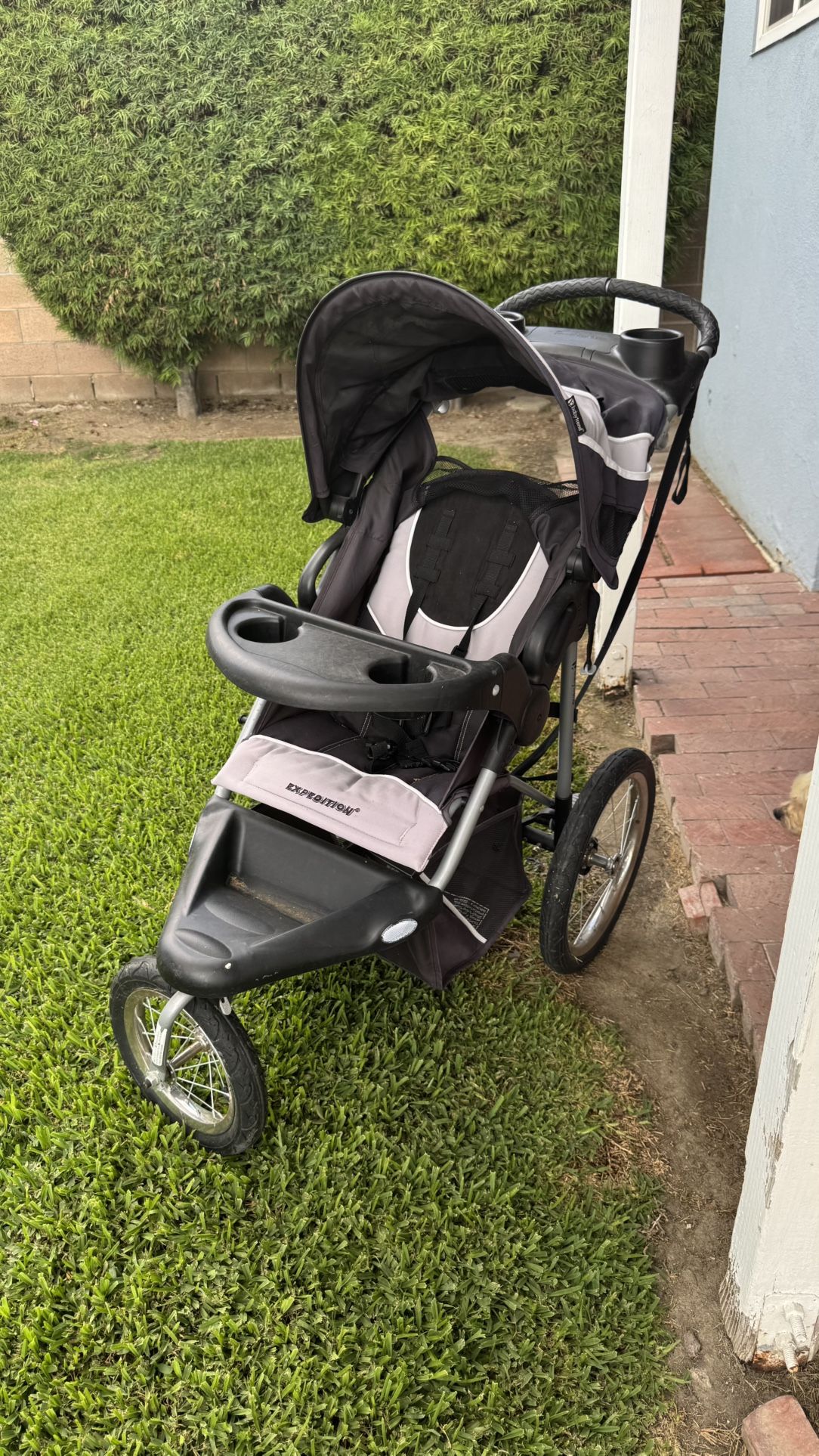 Jogging stroller $40