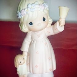 Vintage Precious Moments Nativity Porcelain Figurine: “Ring Out the Good News”