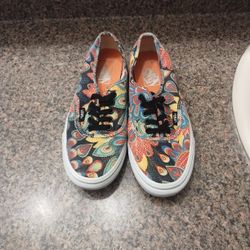 Vans Unisex Size 5.5 Man And 7 Women