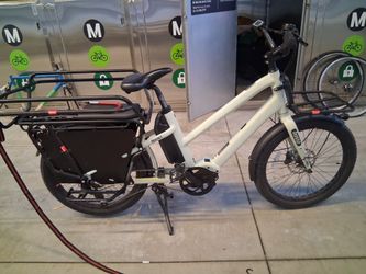 Benno Boost 10D Step-Through E-Cargo Bike (Bosch Performance Speed)