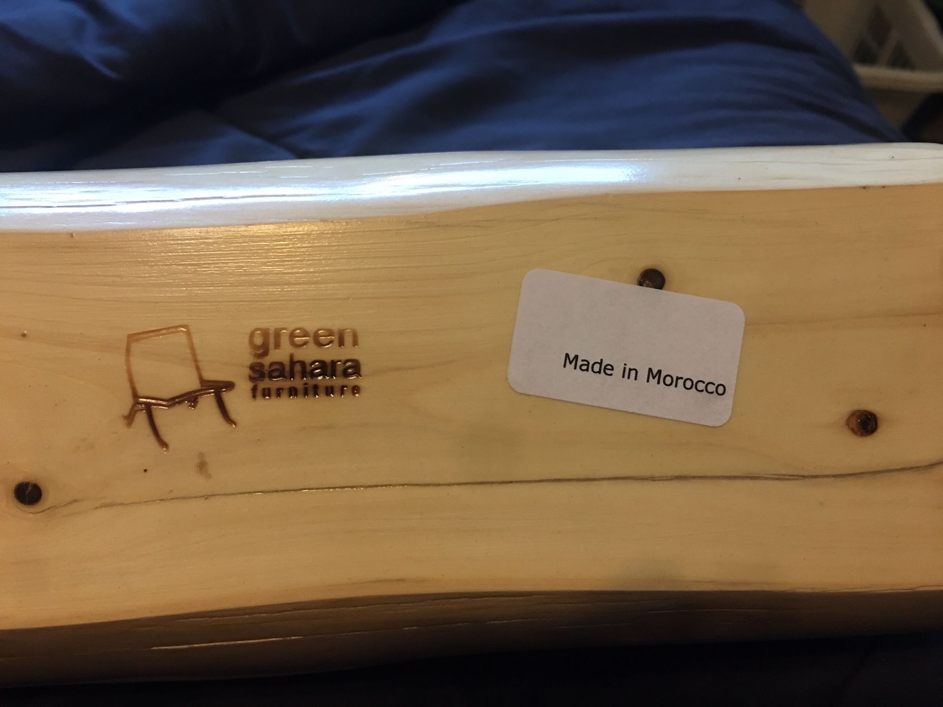 Hand crafted log jewelry box by Jay King