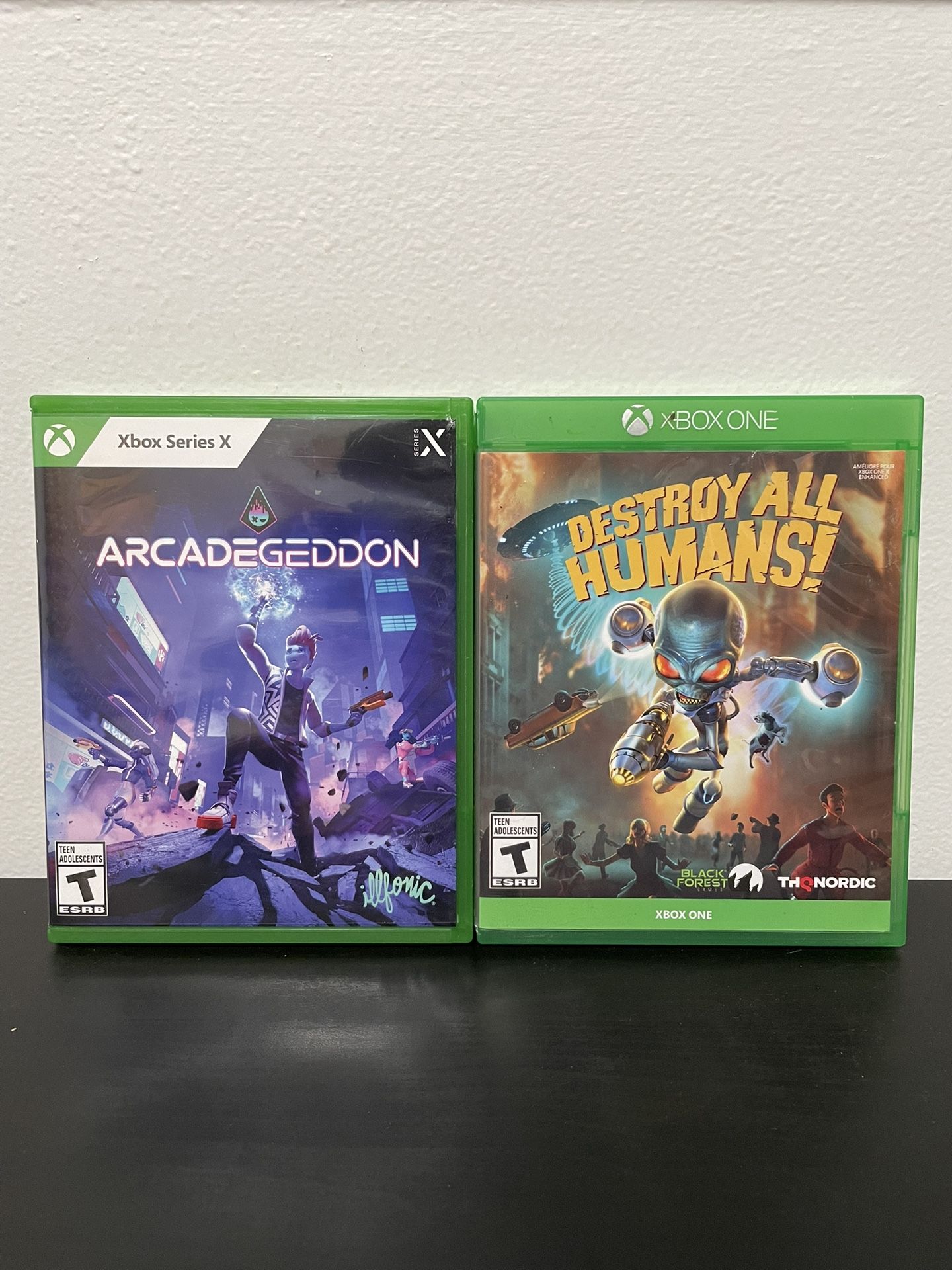 Destroy All Humans / Arcadegeddon Xbox Series X Bundle Video Game Arcade