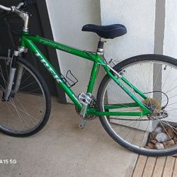 Trek 7500 mountain bike hotsell