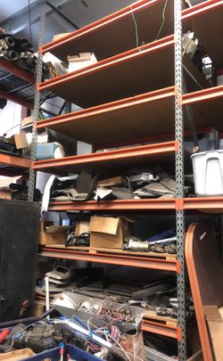 Pallet racks adjustable shelving
