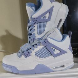 Women's Air Jordan 4