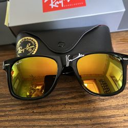 RAY BAN WAYFARER w/ BLACK FRAME & RED/YELLOW MIRROR LENSES. BRAND NEW. 