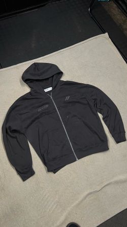 HOLLISTER DODGE SWEATER