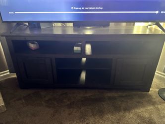 FREE TV STAND