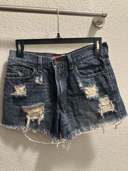 LEVIS distressed denim shorts Size 4