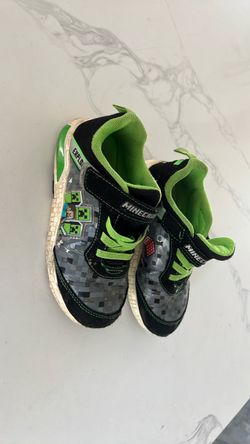 Minecraft youth size 13