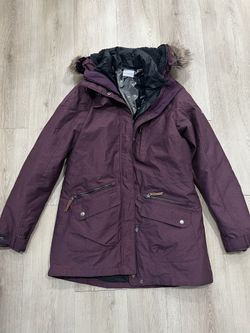 Women’s Columbia Snow Jacket - Size Medium