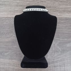 Thin Pyramid Studs Metal Bangle