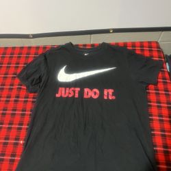 Nike T-shirt 