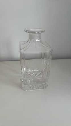 Crystal decanter