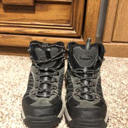 Bearpaw Hiking Boots Size 7.5 W
