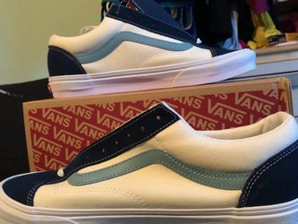 Vans (Dead Stock)