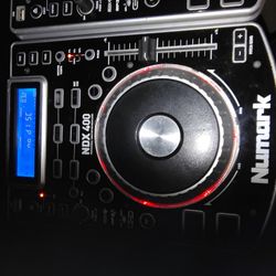 Numark NDX 400 CDJ Pair