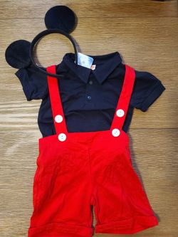 Mickey Mouse Photoshoot Outfit