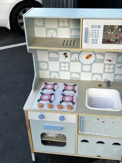 Kids Kitchen