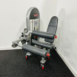 StarTrac Leg Curl Machine - StarTrac Instinct - Workout - Commercial Gym Equipment