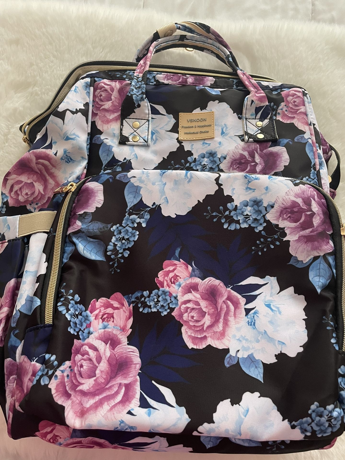 Floral, laptop, backpack, case with charger