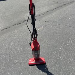 Dirt Devil Vacuum