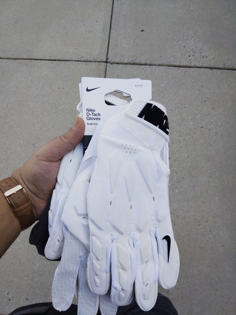 Nike Football Gloves
