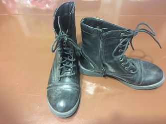 Sz 4 little girl boots