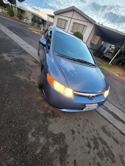 Honda civic 2008, Miles 162,000,  is Salvage good condition
