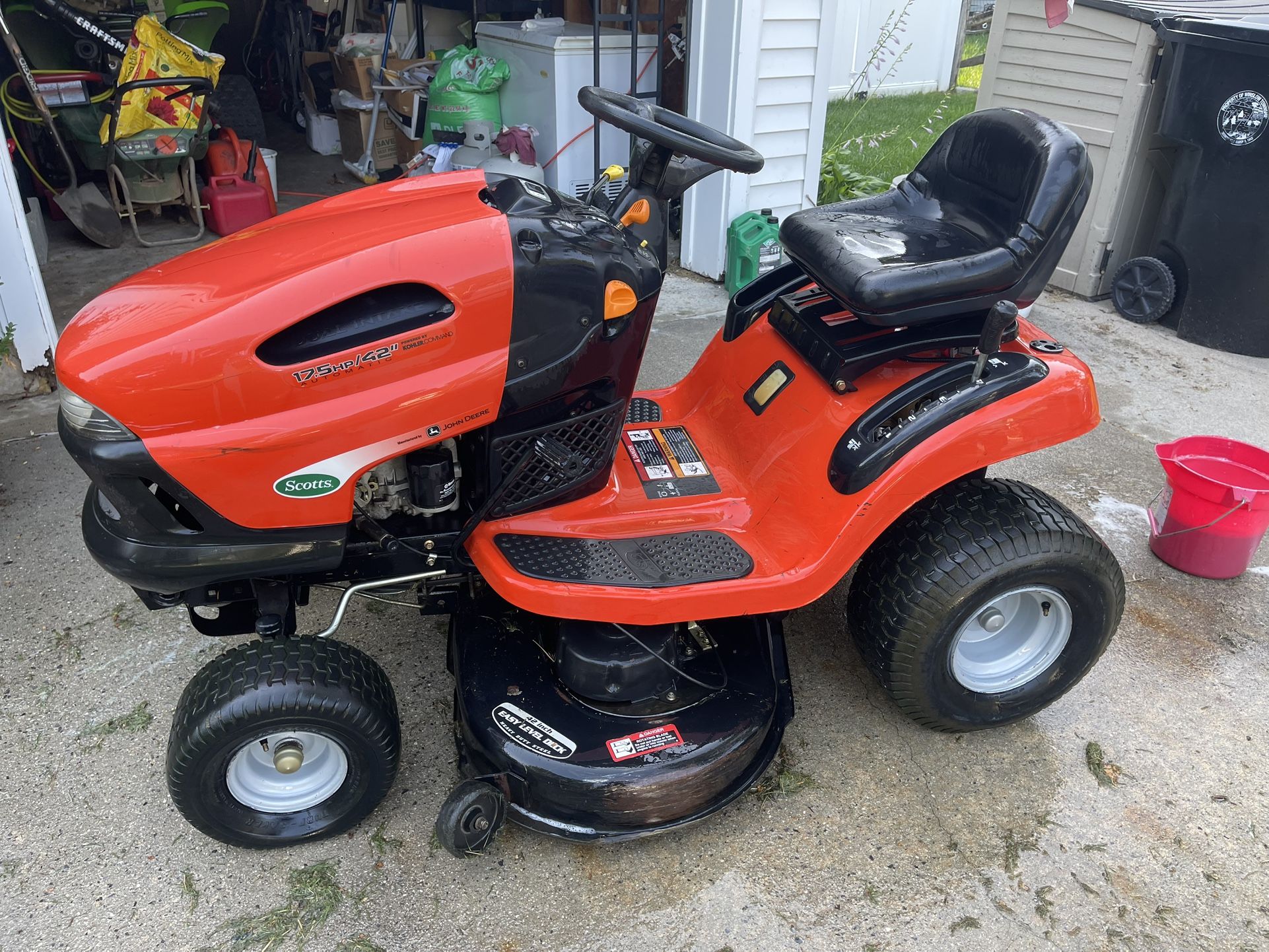 John Deere Scott’s Lawn Tractor